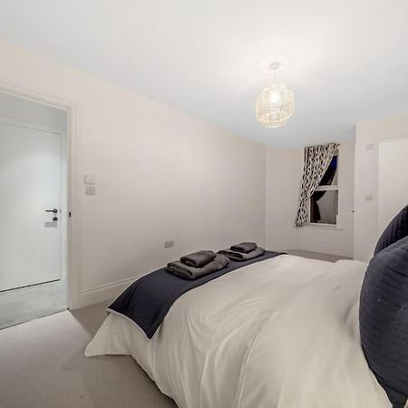 Trendy 2 Bedroom 2 Bathroom Apartment Minutes From Seafront In St Leonard'S Hastings St Leonards-on-Sea Екстериор снимка